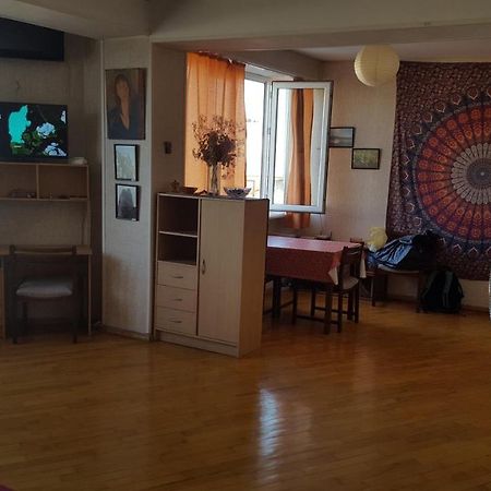 Good Apartment Tbilissi Extérieur photo