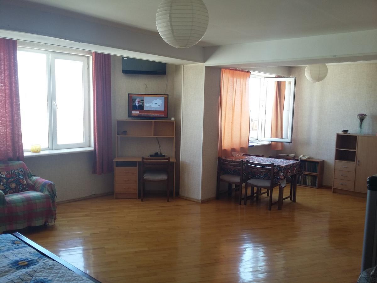 Good Apartment Tbilissi Extérieur photo